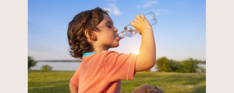 Disidratazione nei bambini: come riconoscerla e come prevenirla